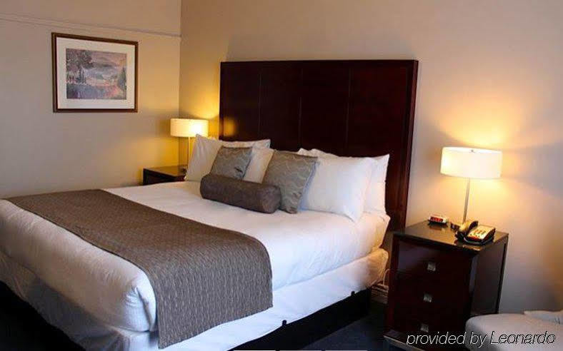 Capital City Center Hotel Victoria Exterior foto